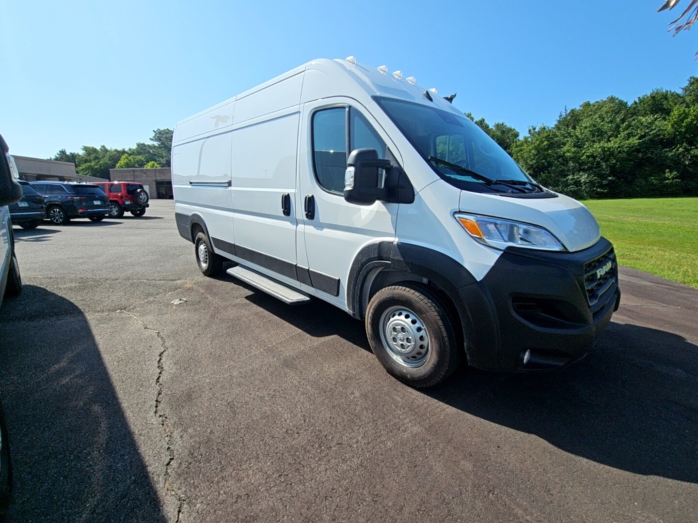 2025 Ram ProMaster 3500 Cargo Van photo 3