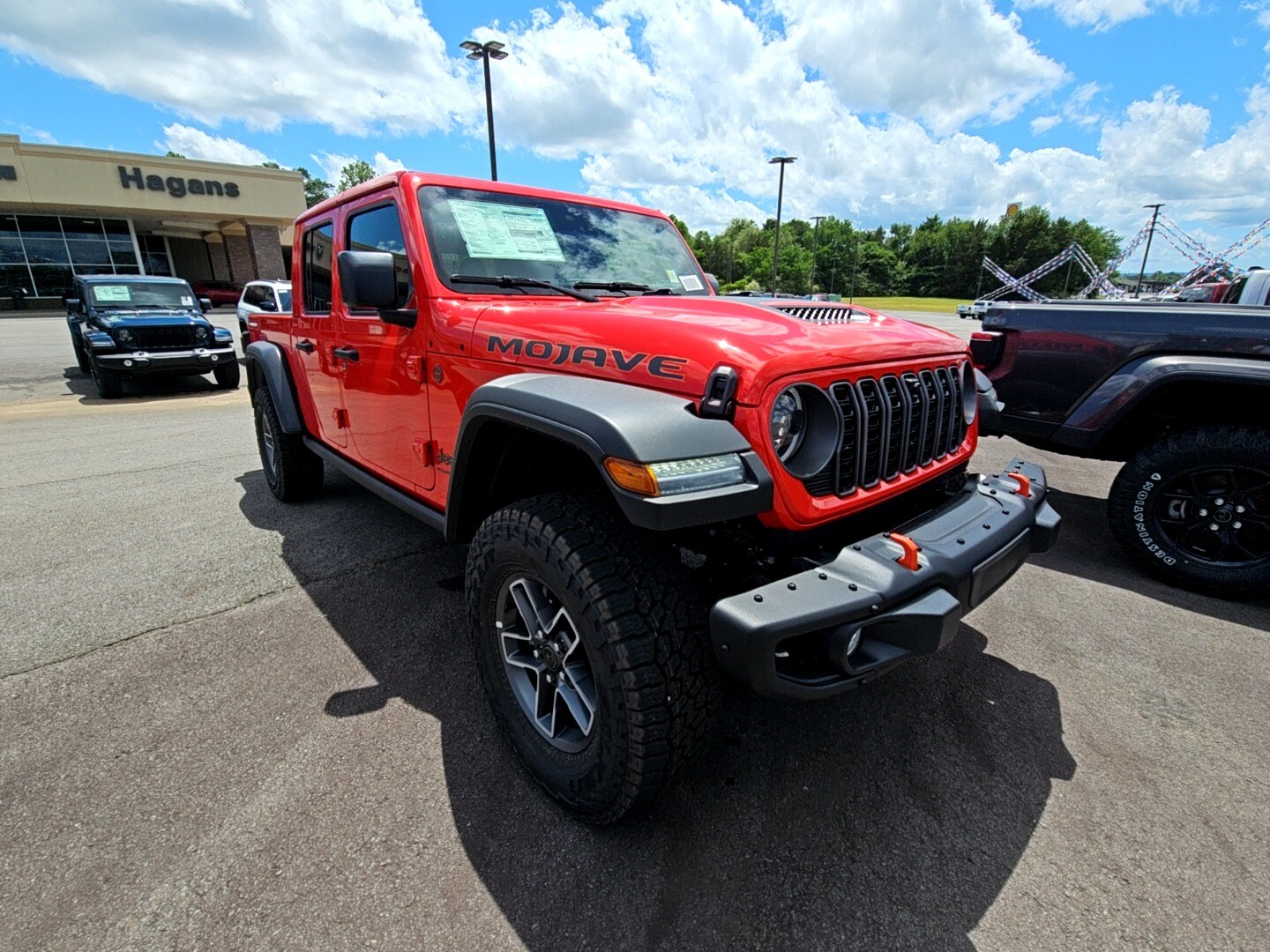 2025 Jeep Gladiator Mojave photo 3