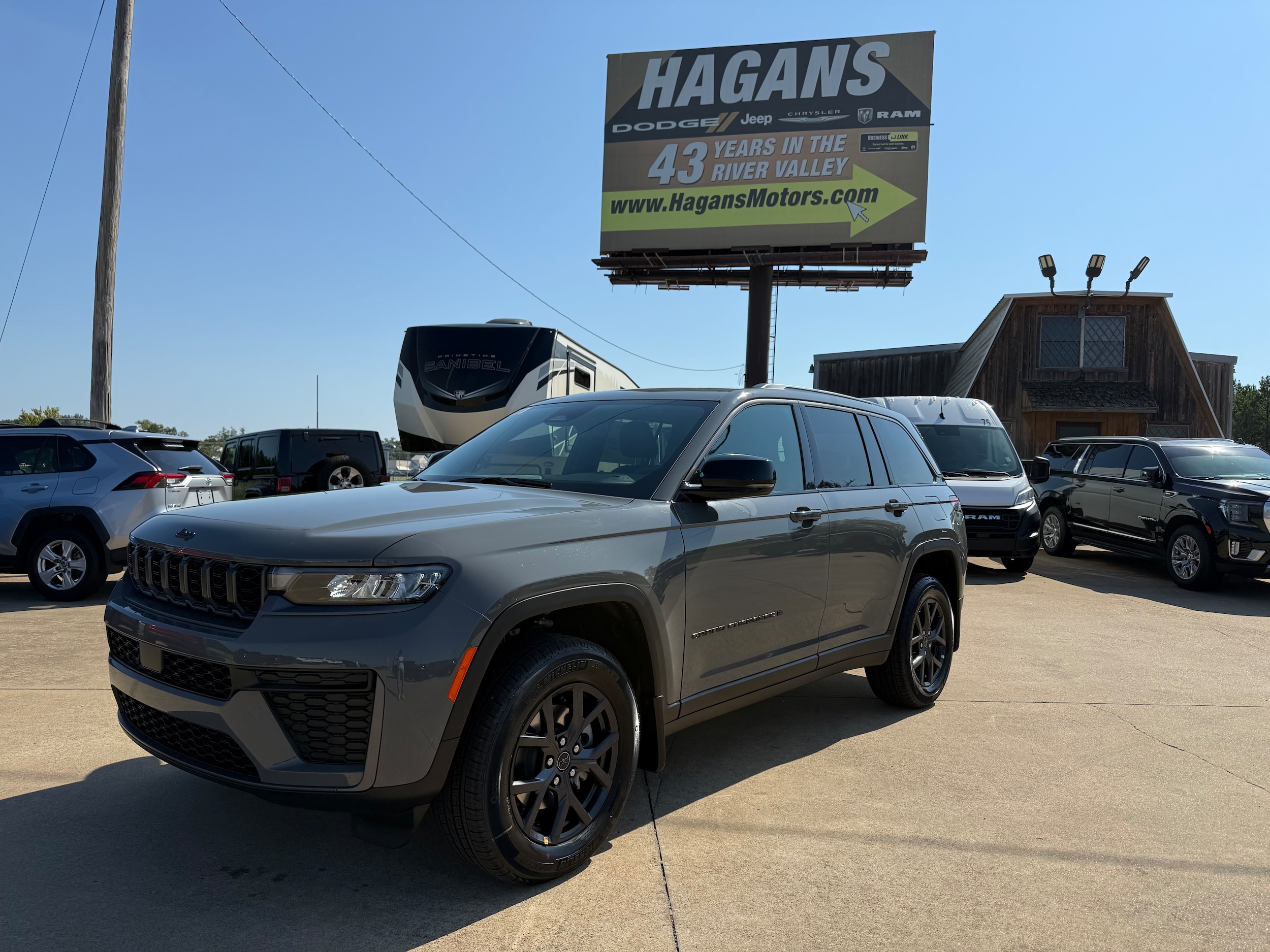 2027 Jeep Grand Cherokee Sport Utility 