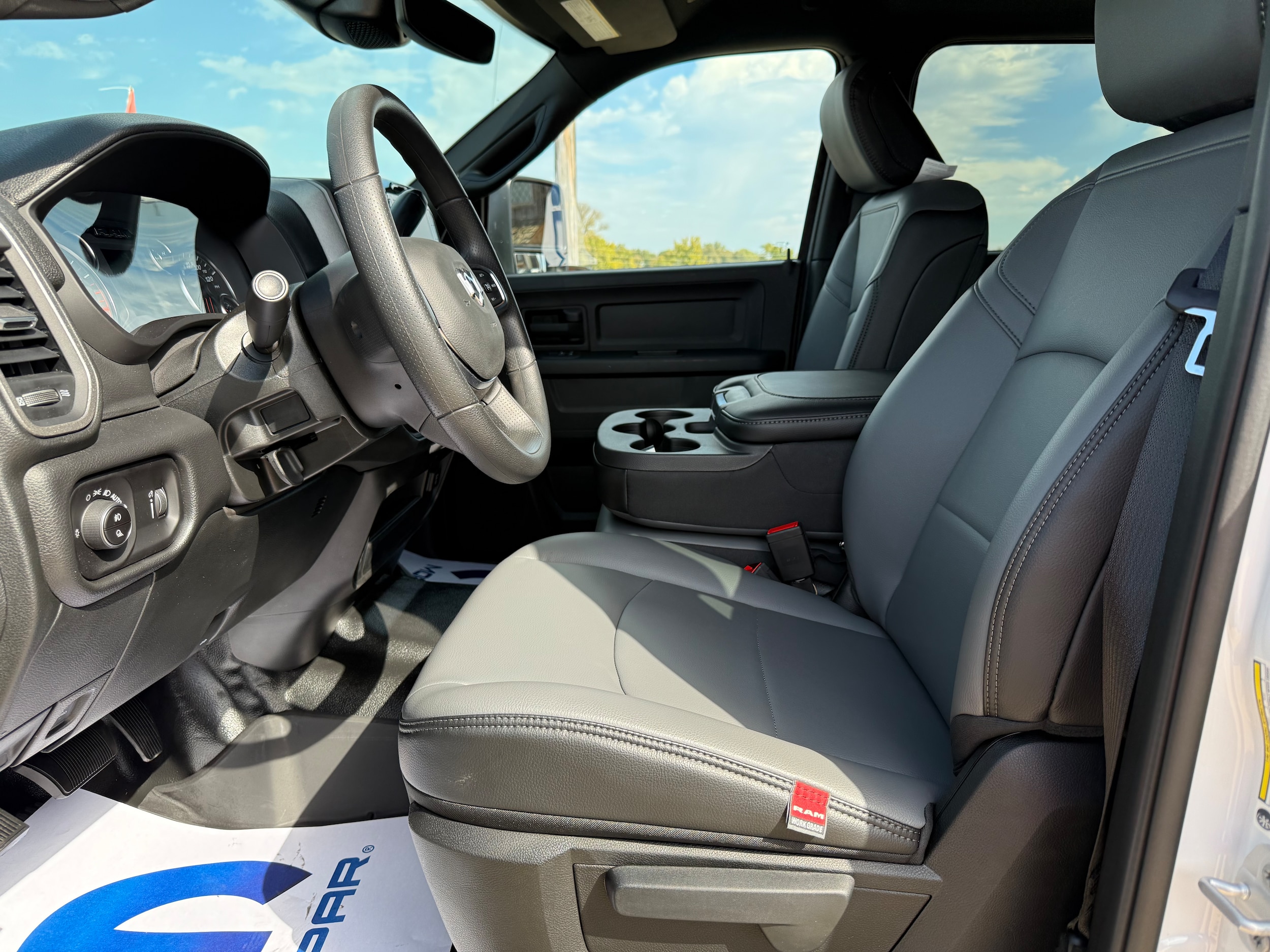 2026 RAM 2500 Tradesman - Photo 8