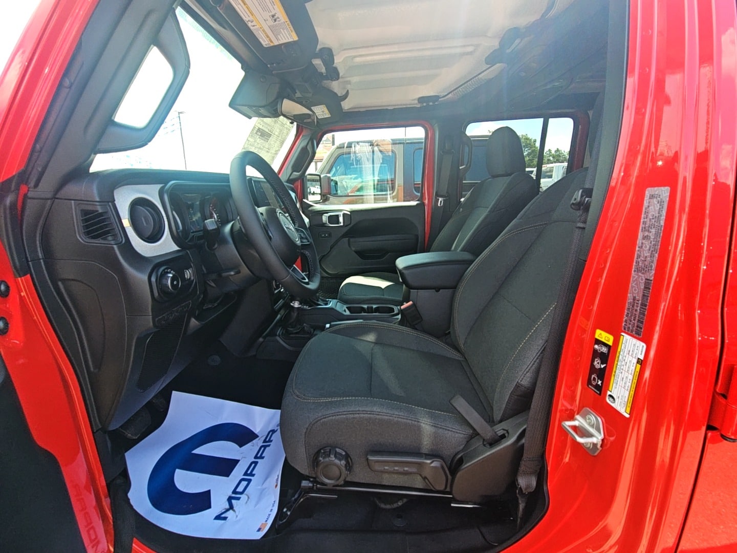 2025 Jeep Wrangler 4-Door Sport S - Photo 8