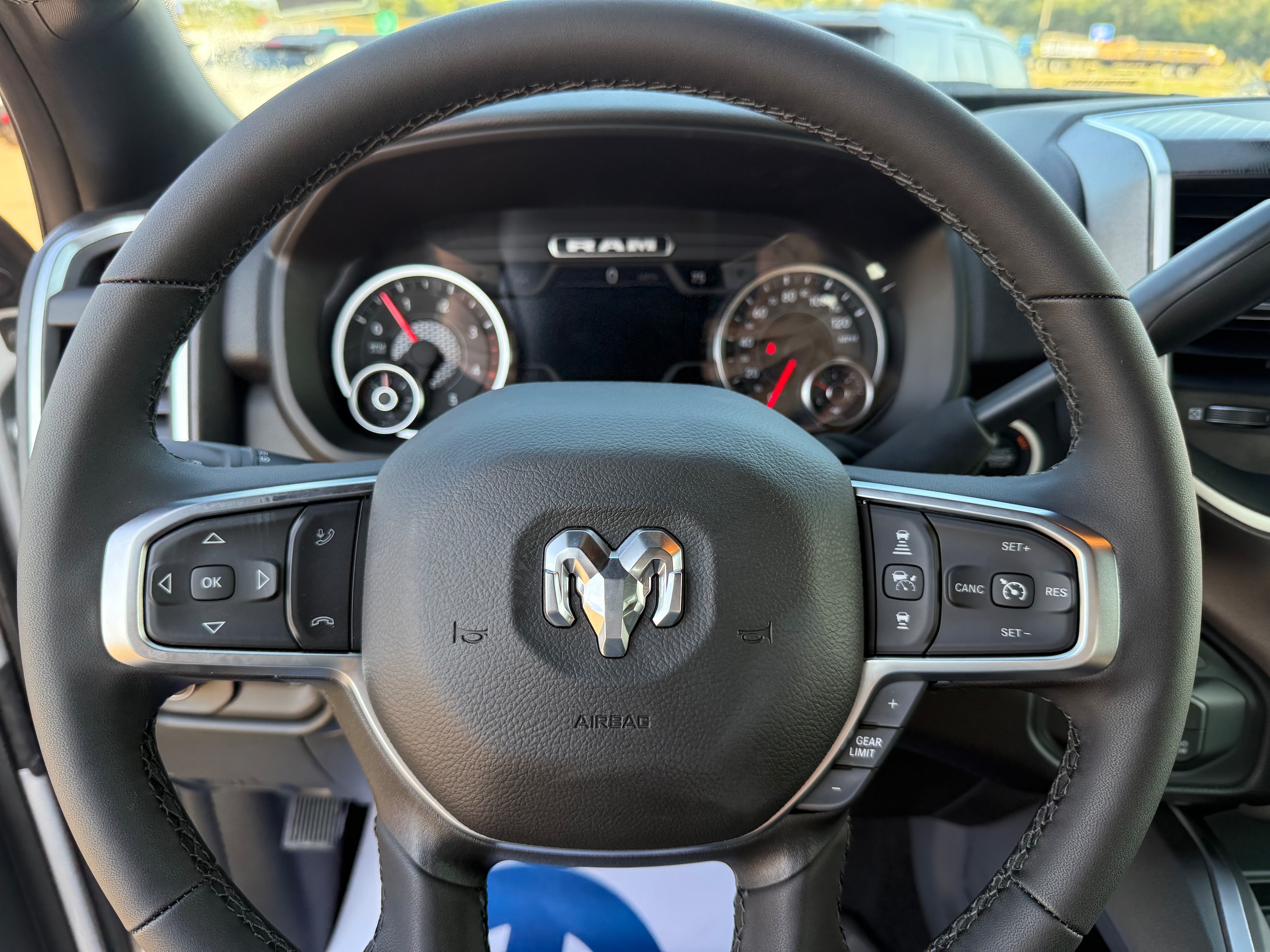 2026 RAM 2500 Big Horn - Photo 9