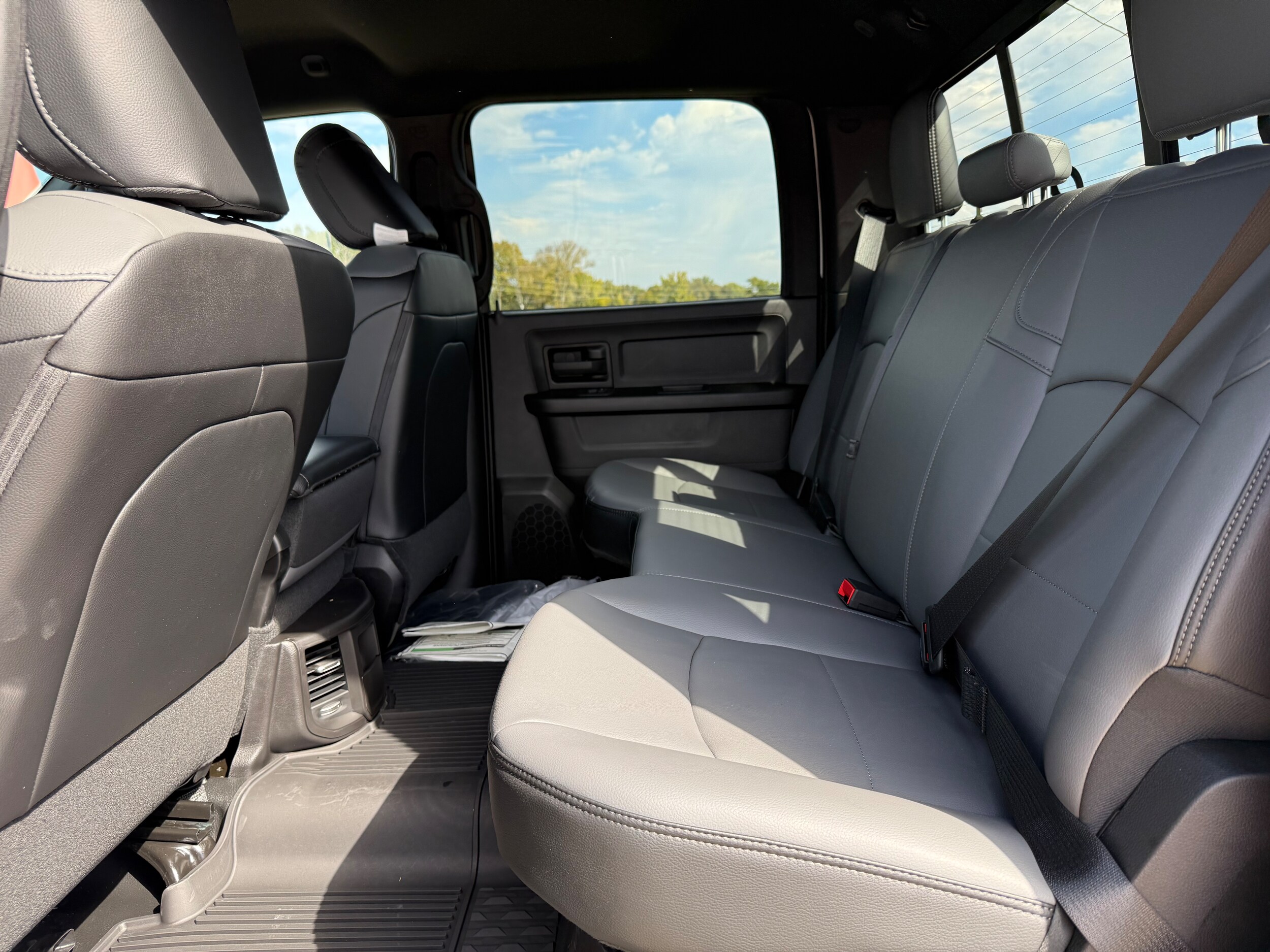 2026 RAM 2500 Tradesman - Photo 11