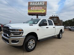 2026 Ram 3500 TRADESMAN CREW CAB 4X4 8' BOX Pickup