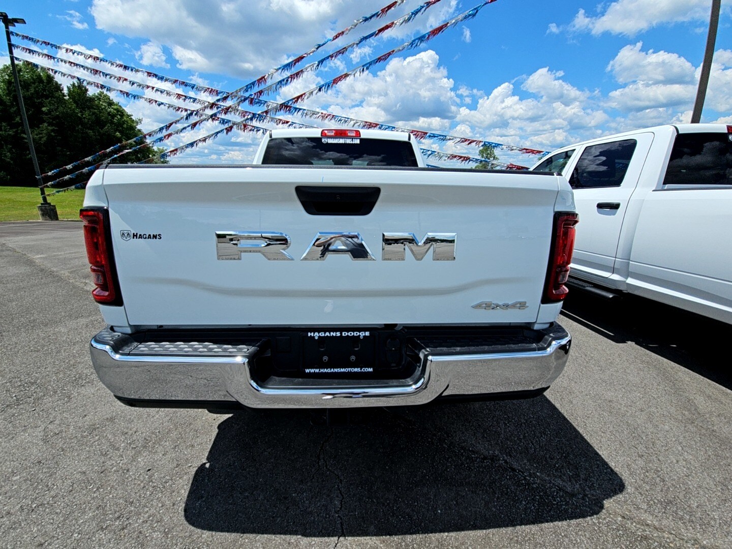 2025 Ram 3500 Tradesman photo 4