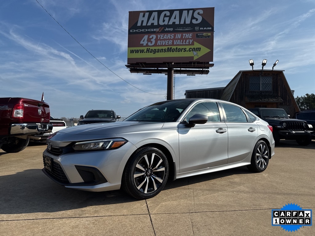 2024 Honda Civic EX's photo