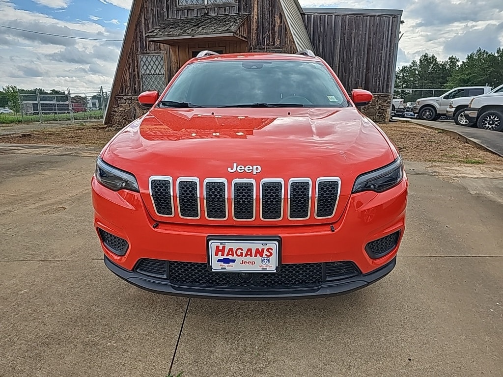 Certified 2021 Jeep Cherokee Latitude with VIN 1C4PJLCB3MD192300 for sale in Morrilton, AR
