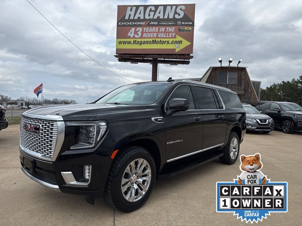2024 GMC Yukon Denali AWD's photo