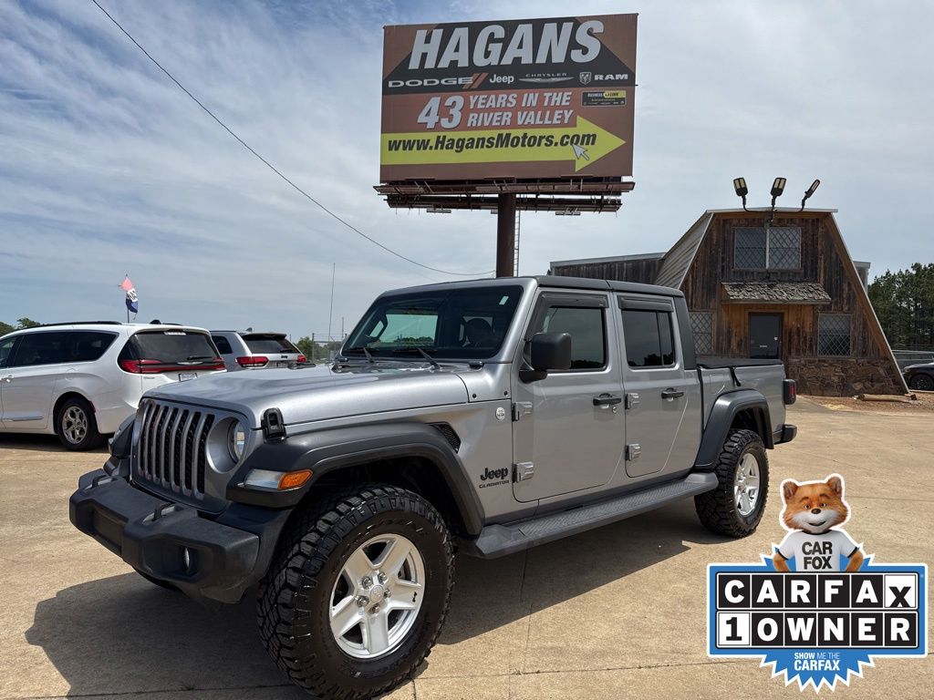 2020 Jeep Gladiator Sport S's photo
