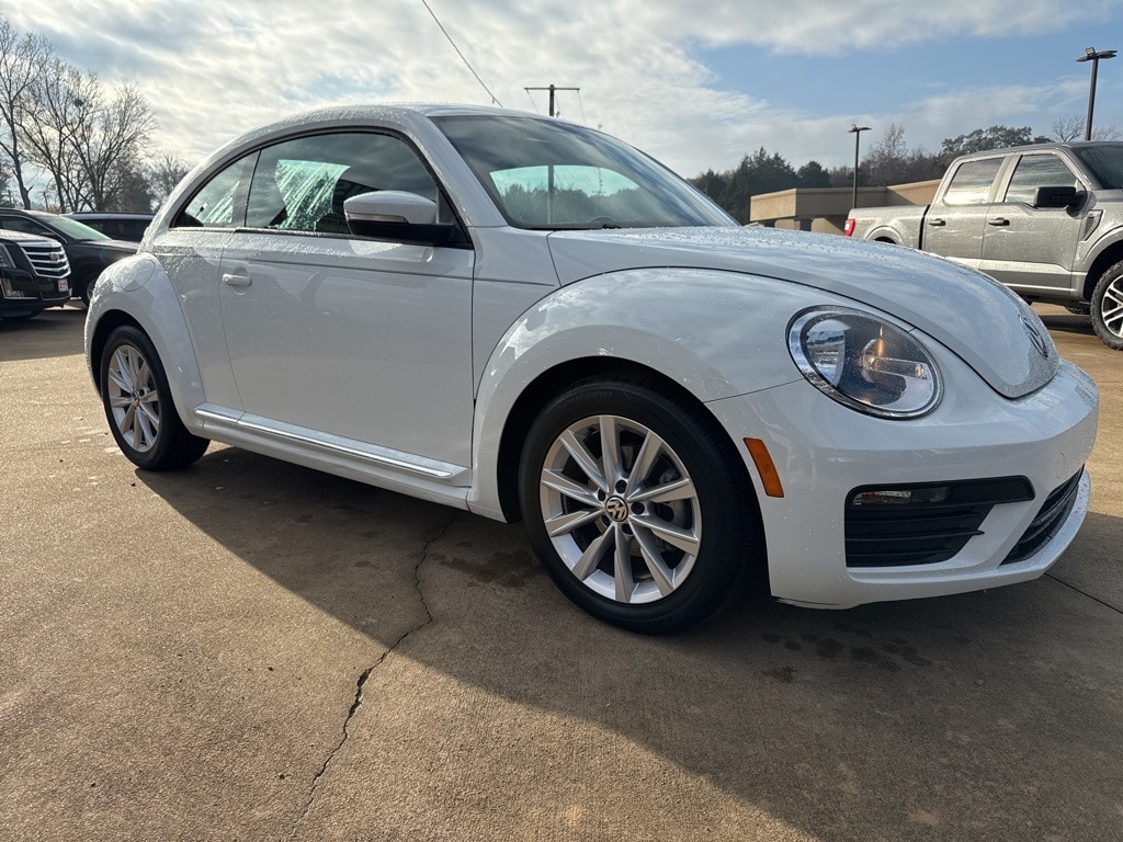 Used 2018 Volkswagen Beetle 2.0T S Hatchback