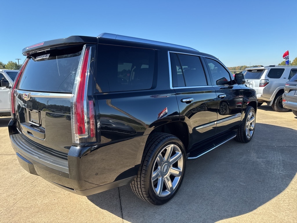 Used 2020 Cadillac Escalade Luxury SUV