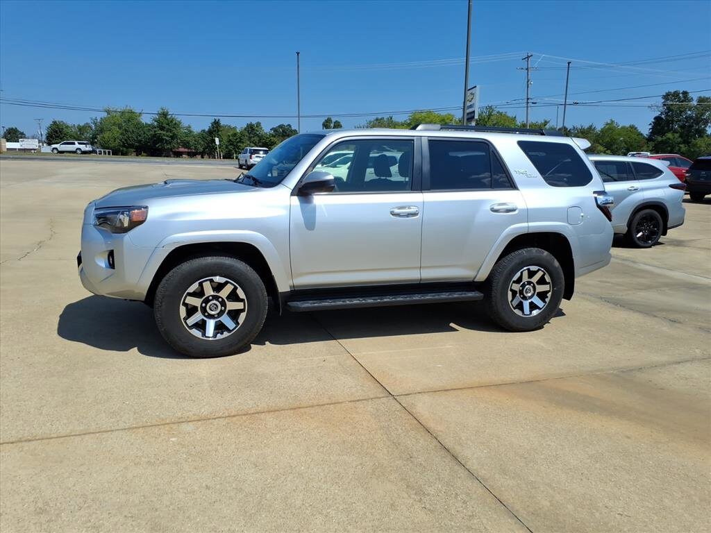 2024 Toyota 4Runner TRD photo 3