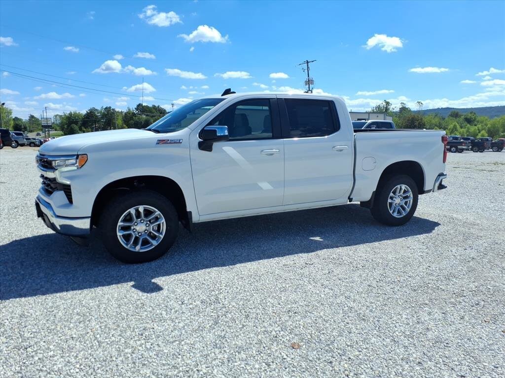 2026 Chevrolet Silverado 1500 LT photo 3