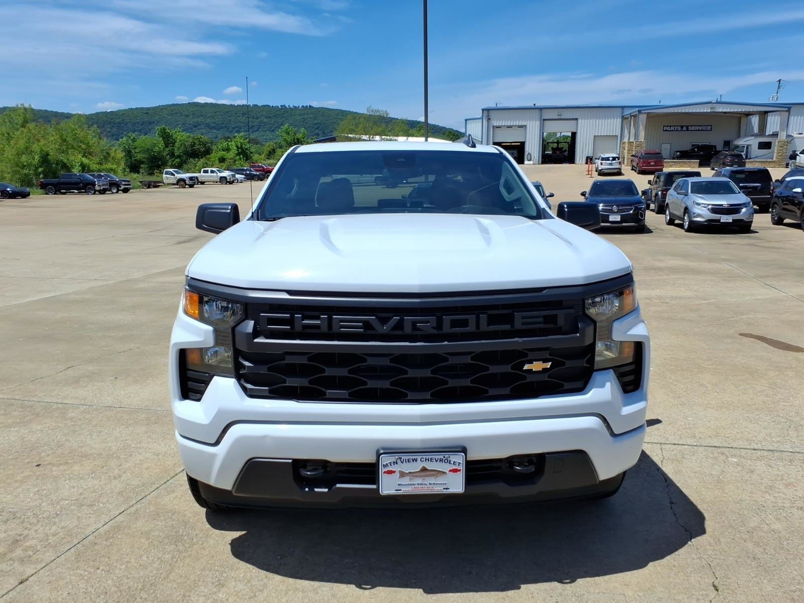 Used 2023 Chevrolet Silverado 1500 Custom with VIN 3GCPDBEK2PG269373 for sale in Little Rock