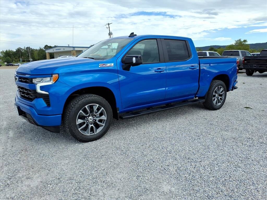 2026 Chevrolet Silverado 1500 RST photo 2