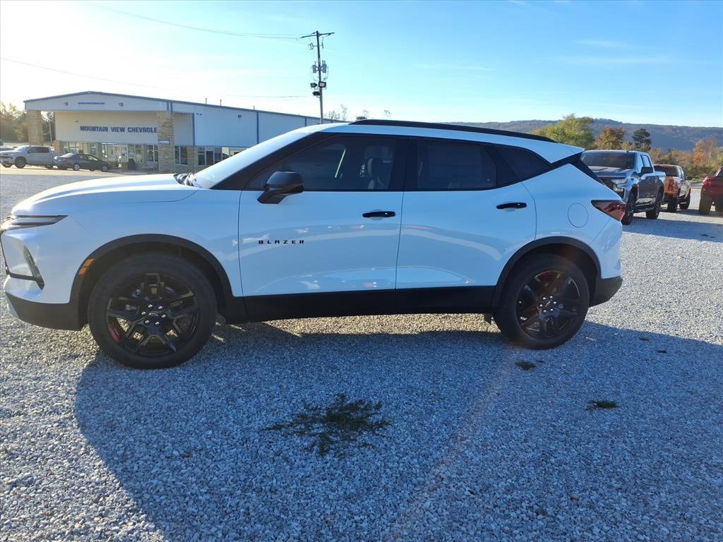 New 2025 Chevrolet Blazer 2LT SUV