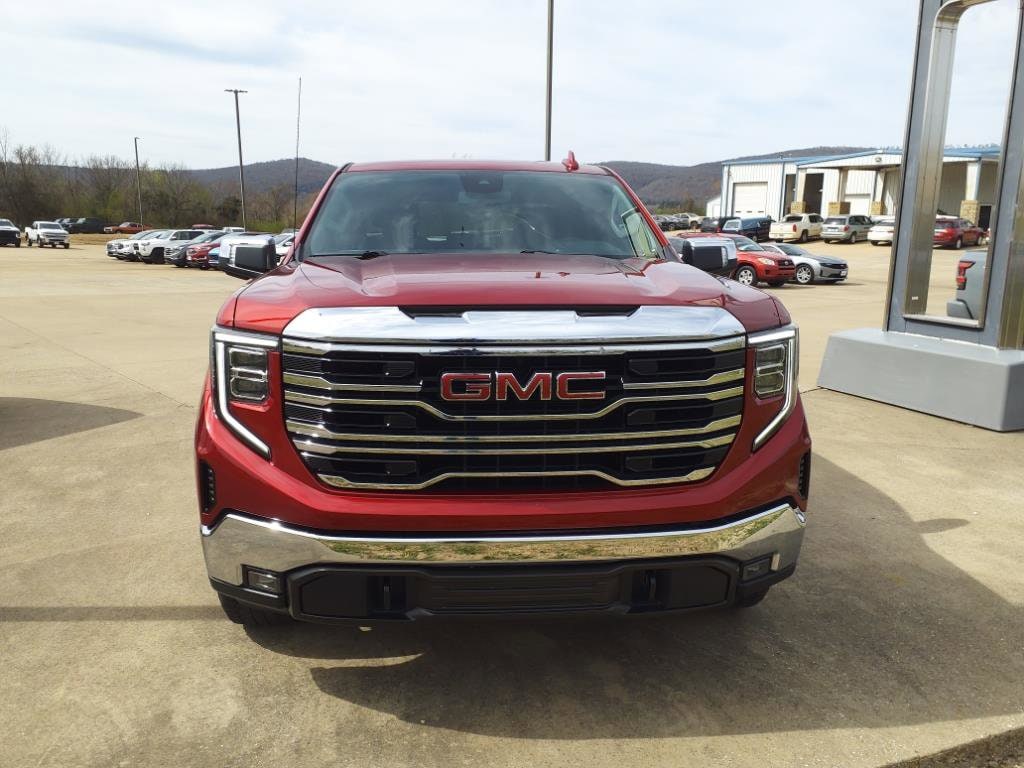 Used 2023 GMC Sierra 1500 SLT with VIN 3GTUUDED4PG125663 for sale in Little Rock