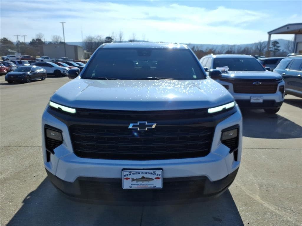 New 2026 Chevrolet Traverse LT SUV