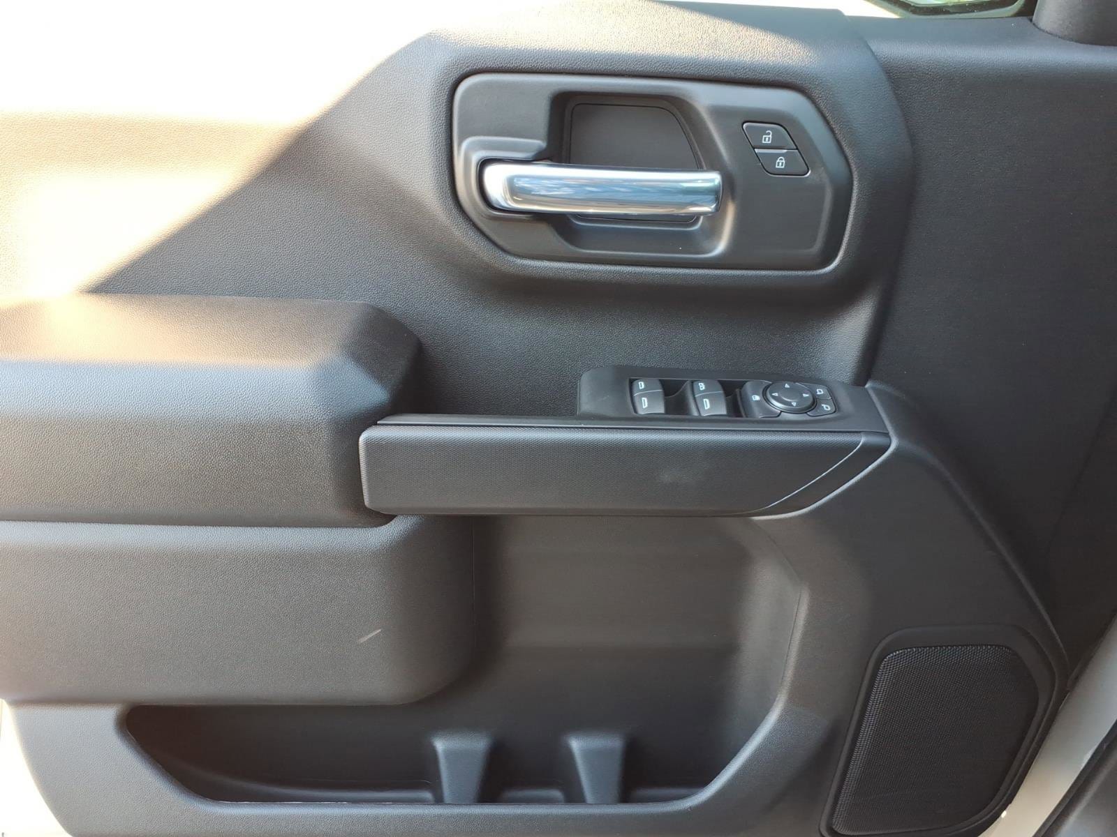2026 Chevrolet Silverado 1500 Custom - Photo 13