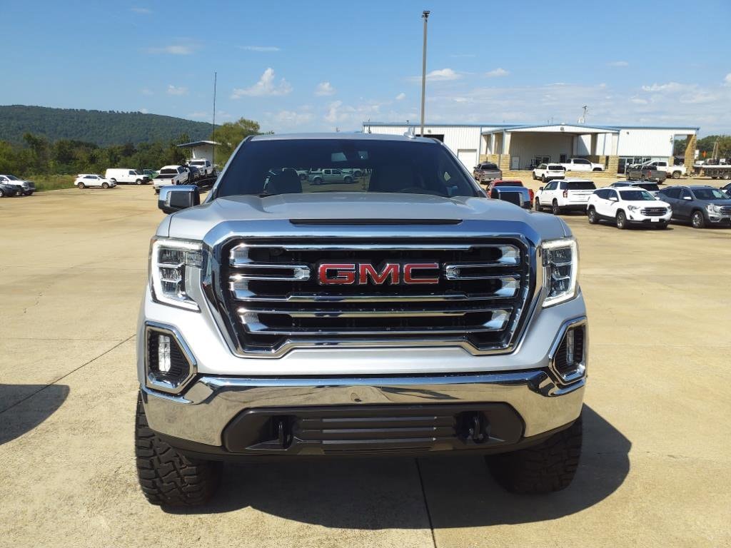 Used 2021 GMC Sierra 1500 SLT with VIN 3GTU9DED2MG418796 for sale in Little Rock