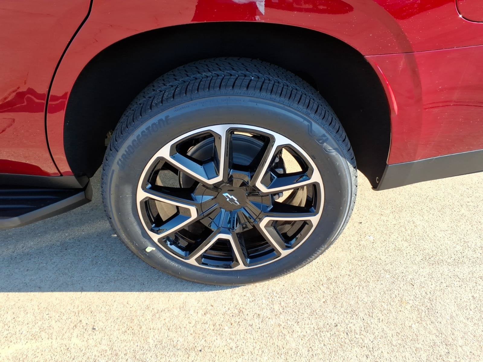 2027 Chevrolet Tahoe RST - Photo 8