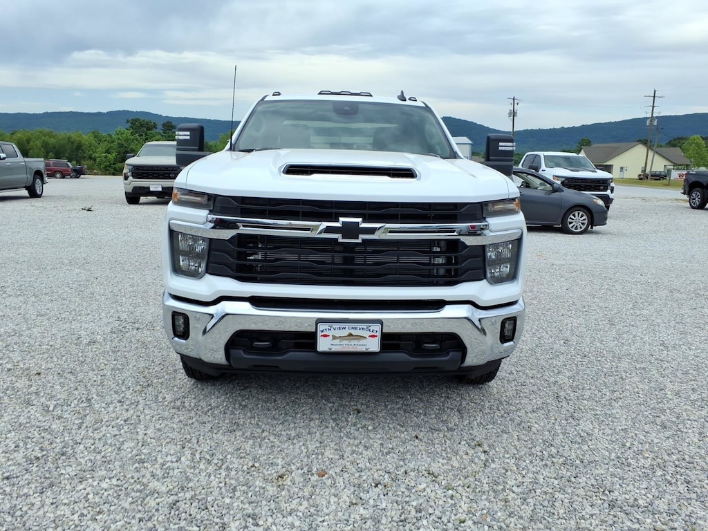 New 2026 Chevrolet Silverado 3500 HD LT DRW Truck