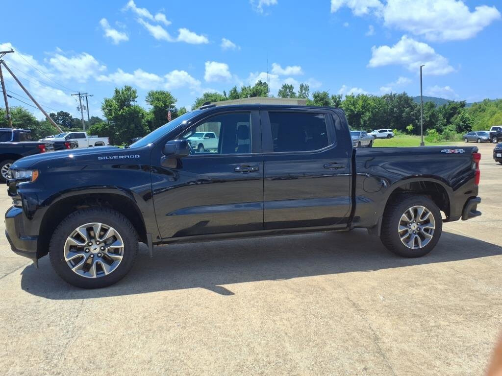 2021 Chevrolet Silverado 1500 RST photo 2
