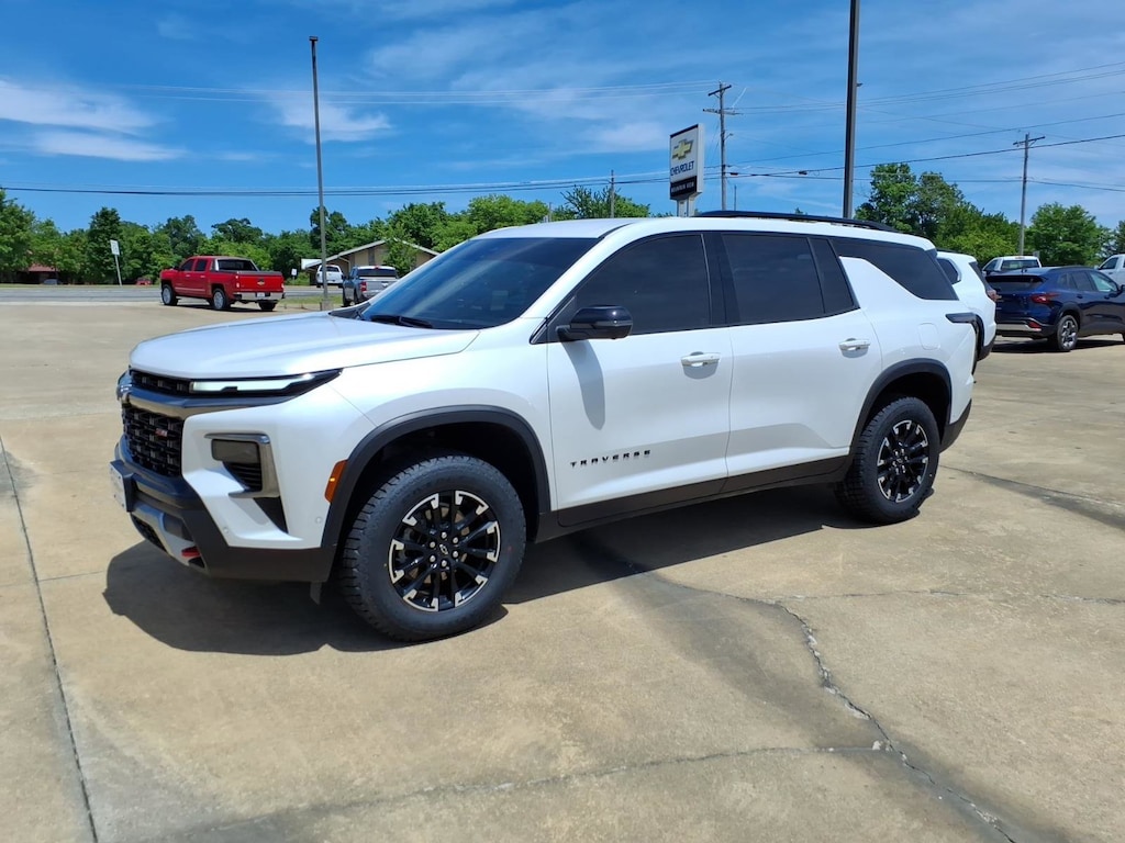 Used 2024 Chevrolet Traverse Z71 SUV