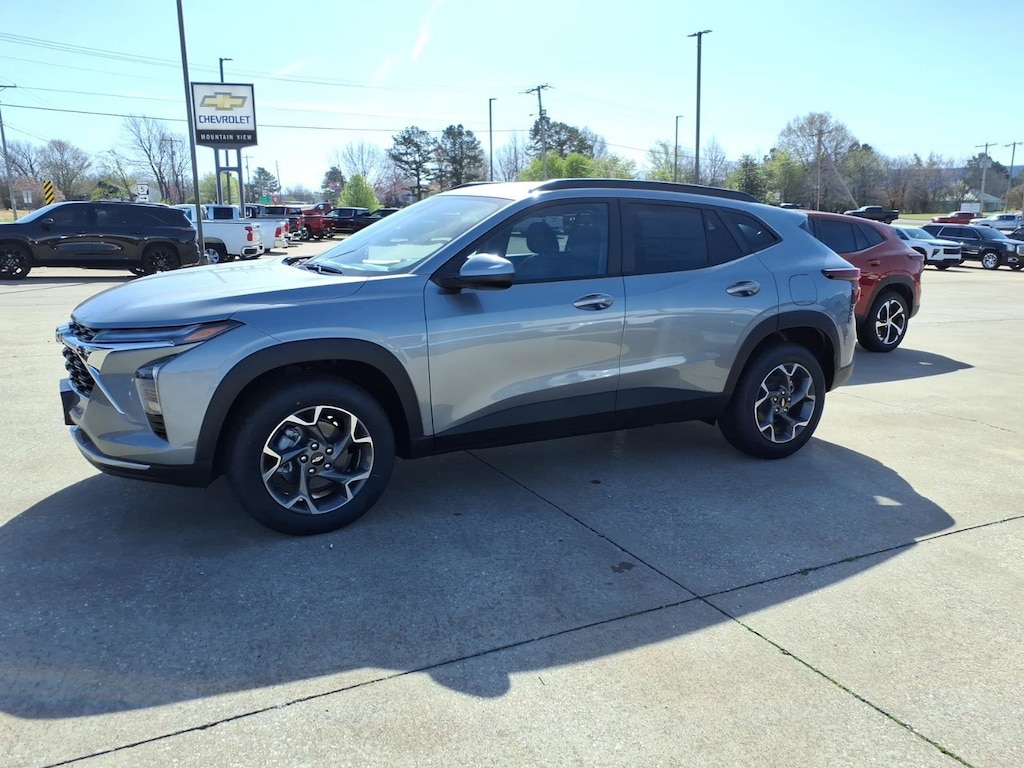 New 2026 Chevrolet Trax LT SUV