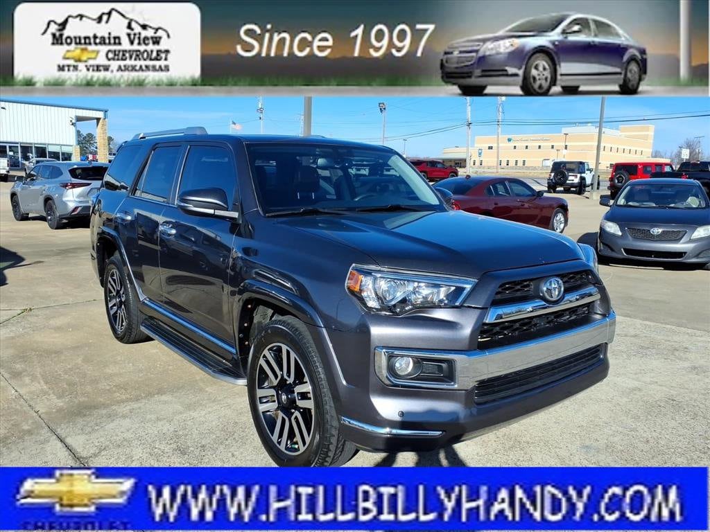 2017 Toyota 4Runner Limited's photo