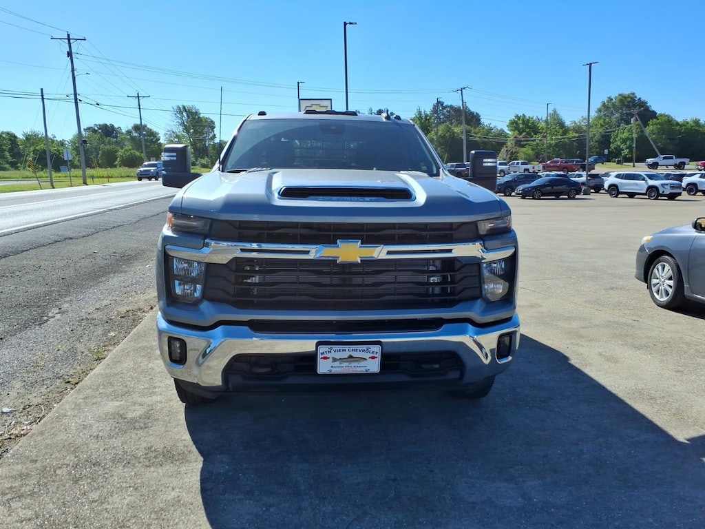 New 2026 Chevrolet Silverado 3500 HD Chassis Cab LT Truck
