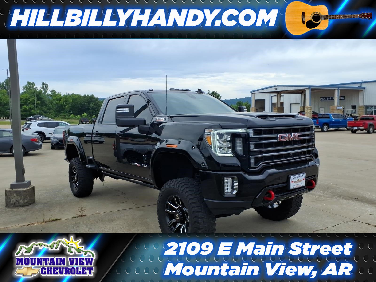 2023 GMC Sierra 4WD Crew Cab Standard Box AT4's photo