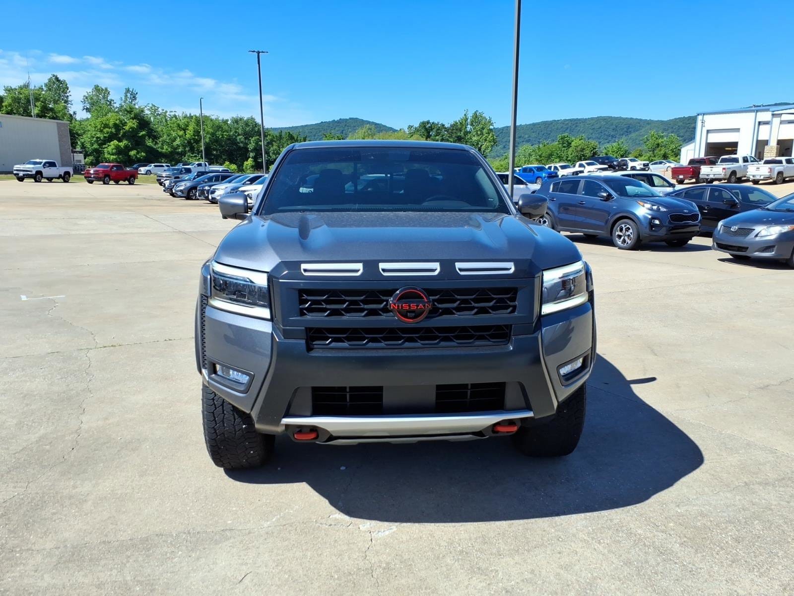 Used 2025 Nissan Frontier PRO-4X with VIN 1N6ED1EK0SN624216 for sale in Little Rock