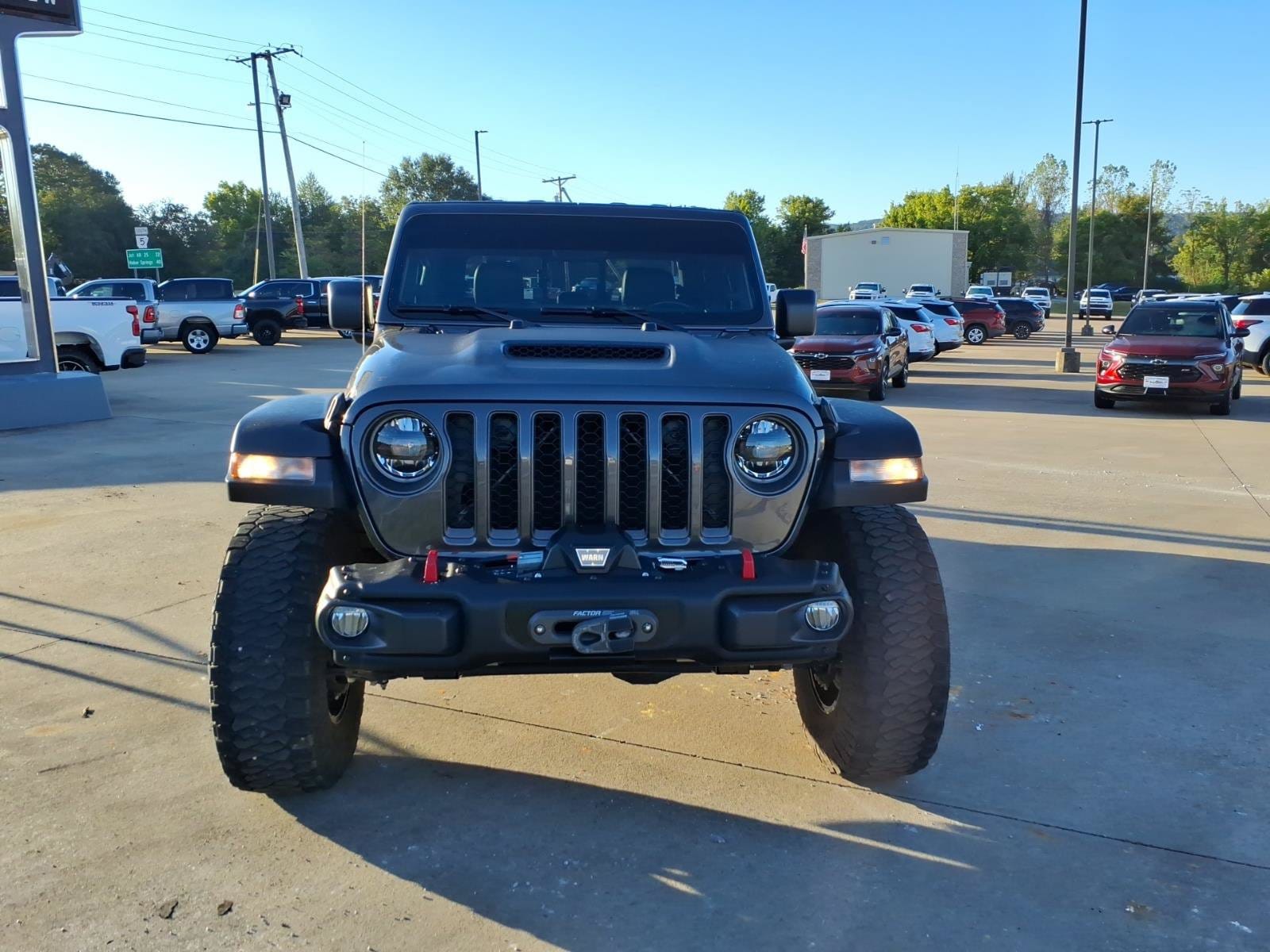 Used 2023 Jeep Gladiator Mojave with VIN 1C6JJTEG2PL525053 for sale in Little Rock