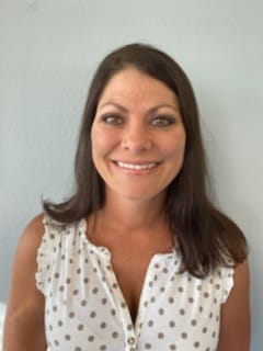 Staff member Teresa Peters from ae87dd1fc722