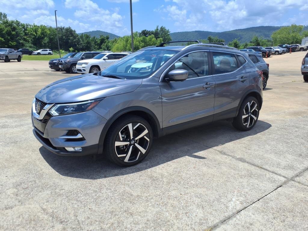 2022 Nissan Rogue Sport SL photo 3