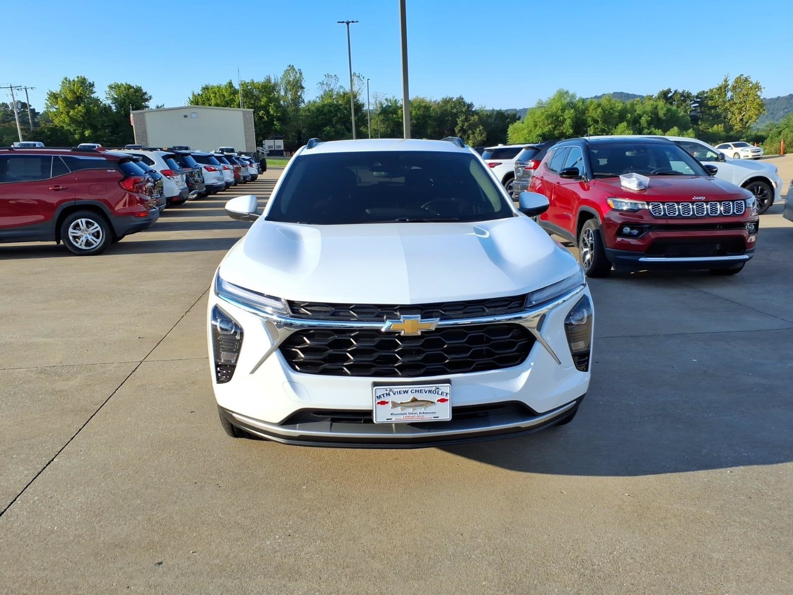 Used 2024 Chevrolet Trax LT with VIN KL77LHE26RC185601 for sale in Mountain View, AR