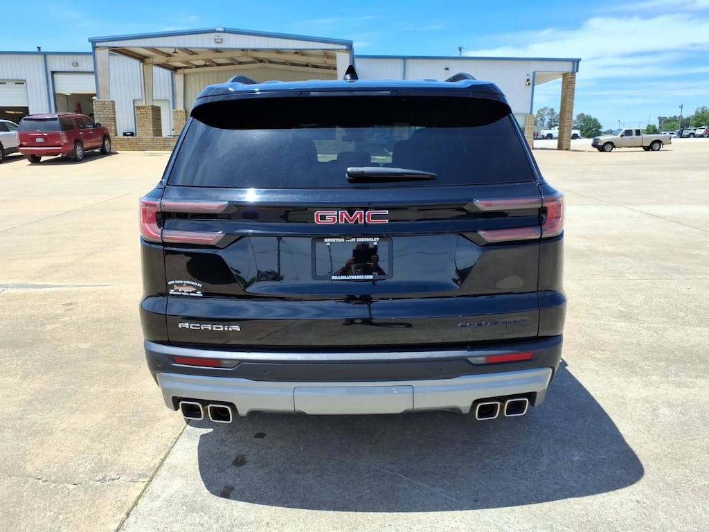 Used 2025 GMC Acadia Elevation SUV