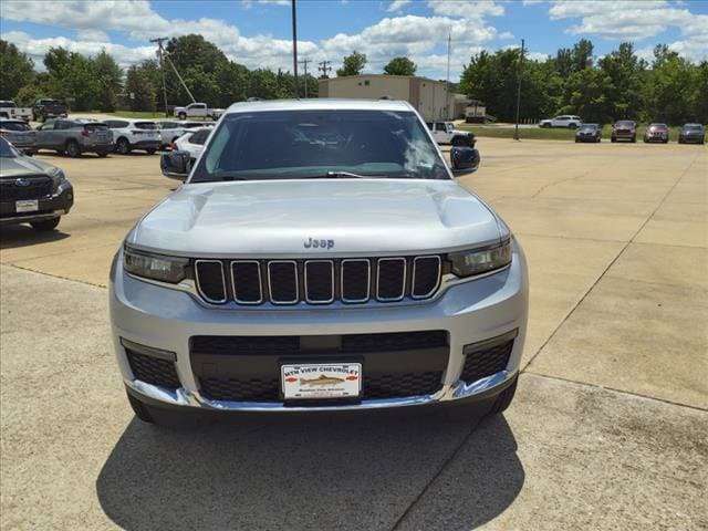 Used 2023 Jeep Grand Cherokee L Limited with VIN 1C4RJKBG5P8810987 for sale in Mountain View, AR