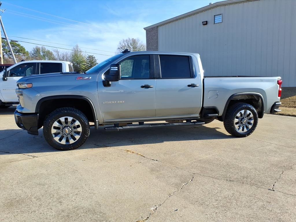 Used 2025 Chevrolet Silverado 2500 HD Custom Truck