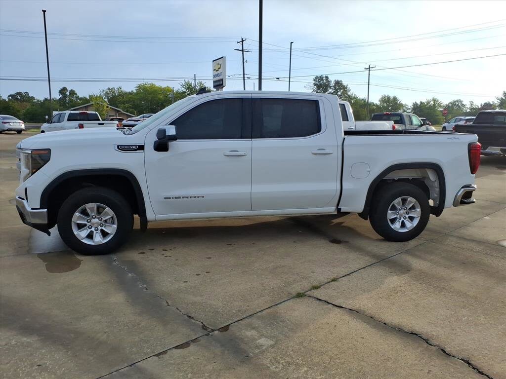 2024 Gmc Sierra 1500 SLE photo 3