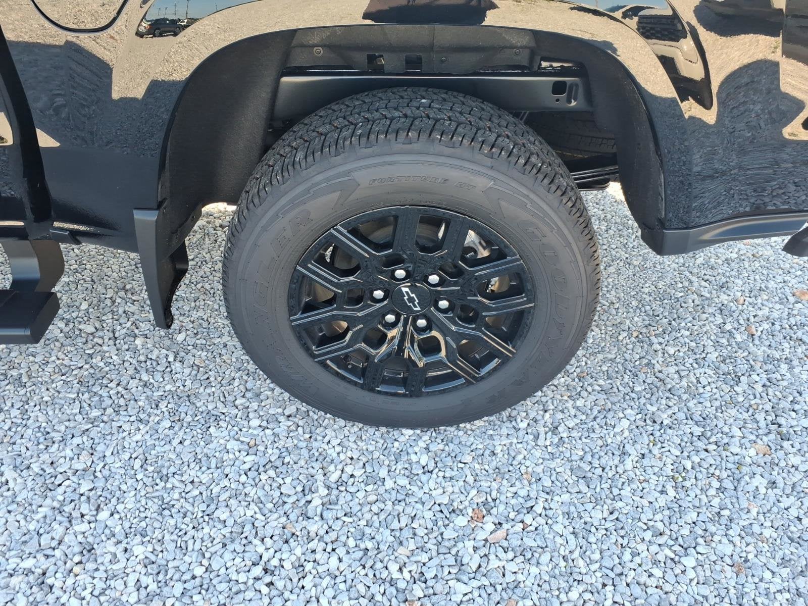 2026 Chevrolet Colorado Work Truck - Photo 6
