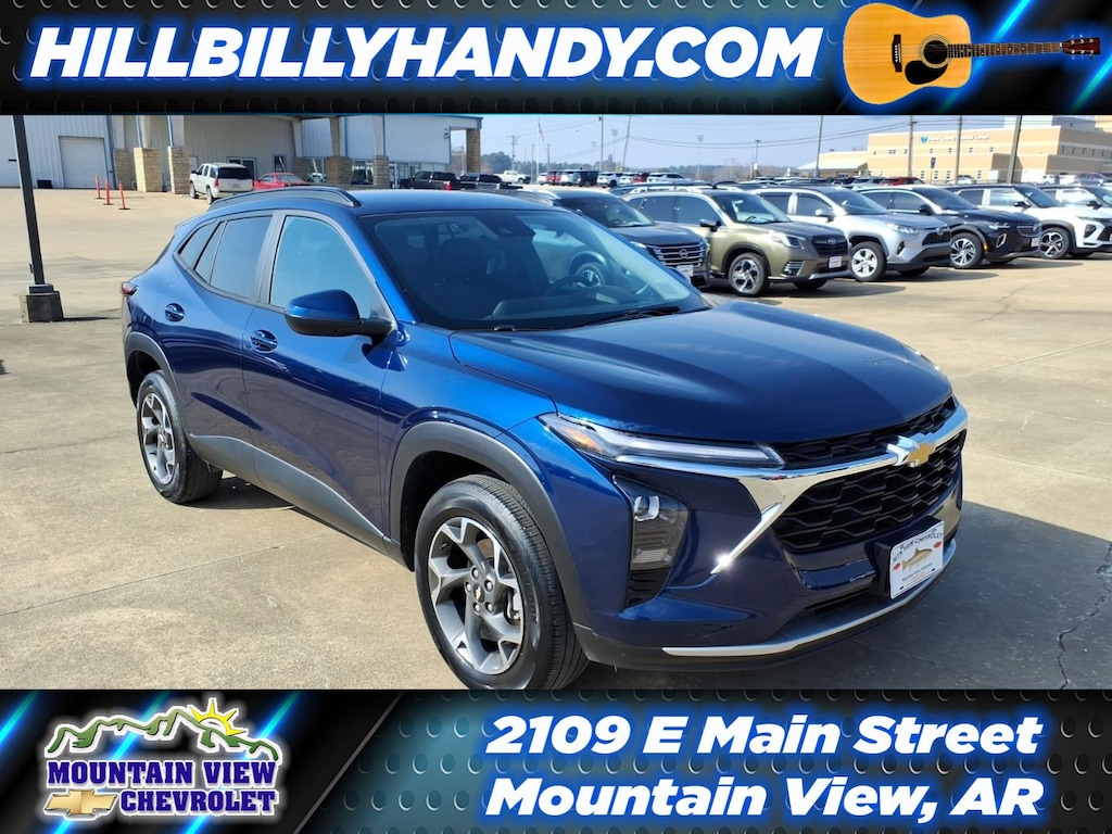 Used 2024 Chevrolet Trax LT SUV