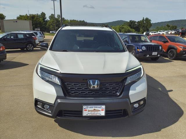 Used 2019 Honda Passport Touring with VIN 5FNYF8H99KB004555 for sale in Mountain View, AR