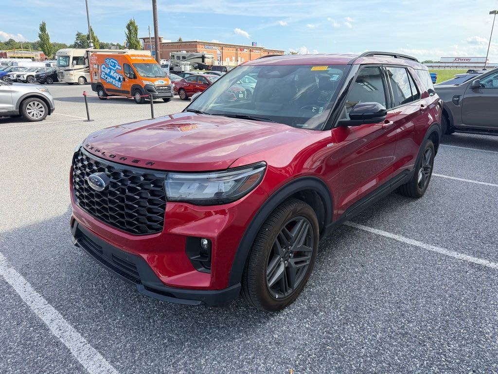 Certified 2025 Ford Explorer ST-Line SUV