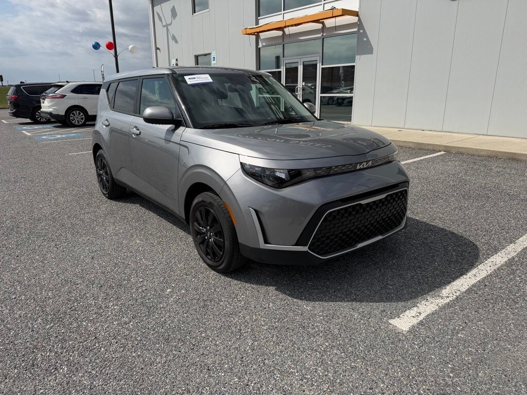 Certified 2025 Kia Soul LX Hatchback