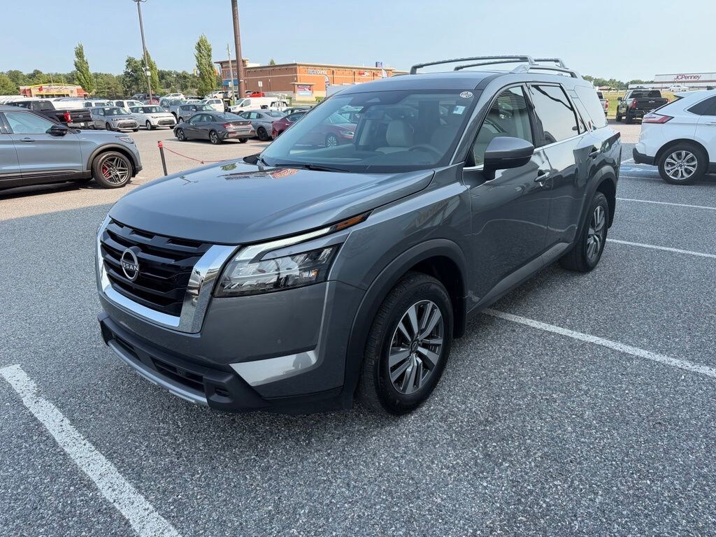 Certified 2025 Nissan Pathfinder SL SUV