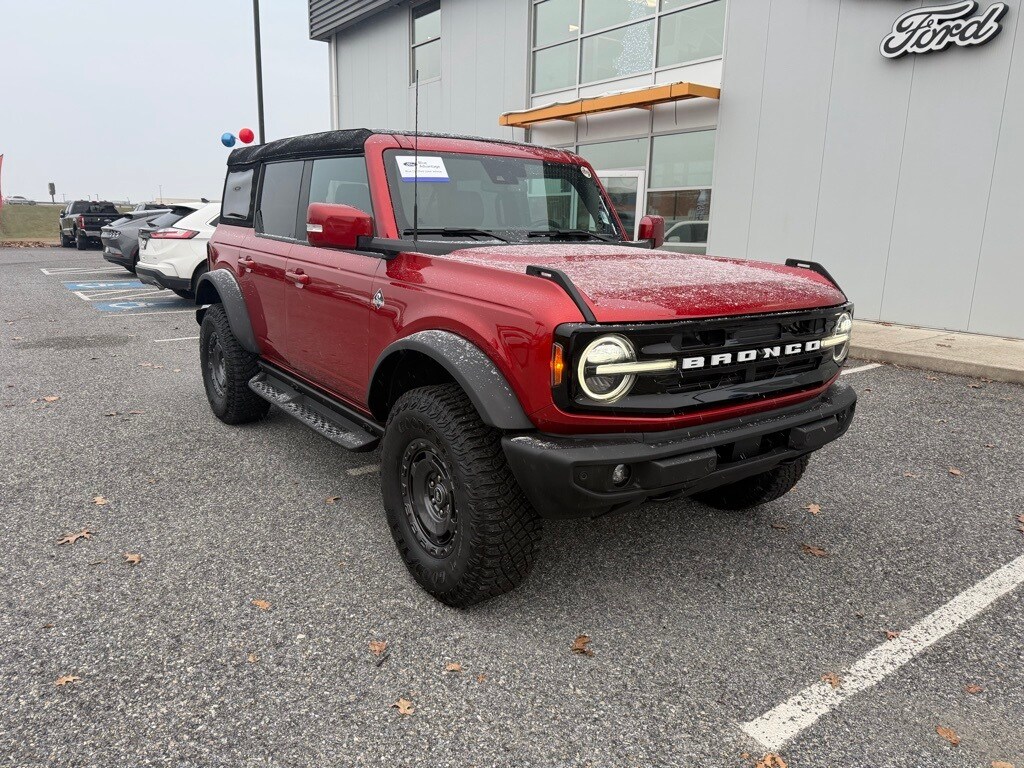 Certified 2024 Ford Bronco Outer Banks SUV