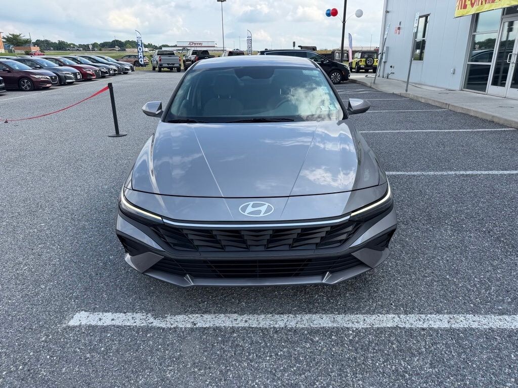 Used 2024 Hyundai Elantra SEL Sedan