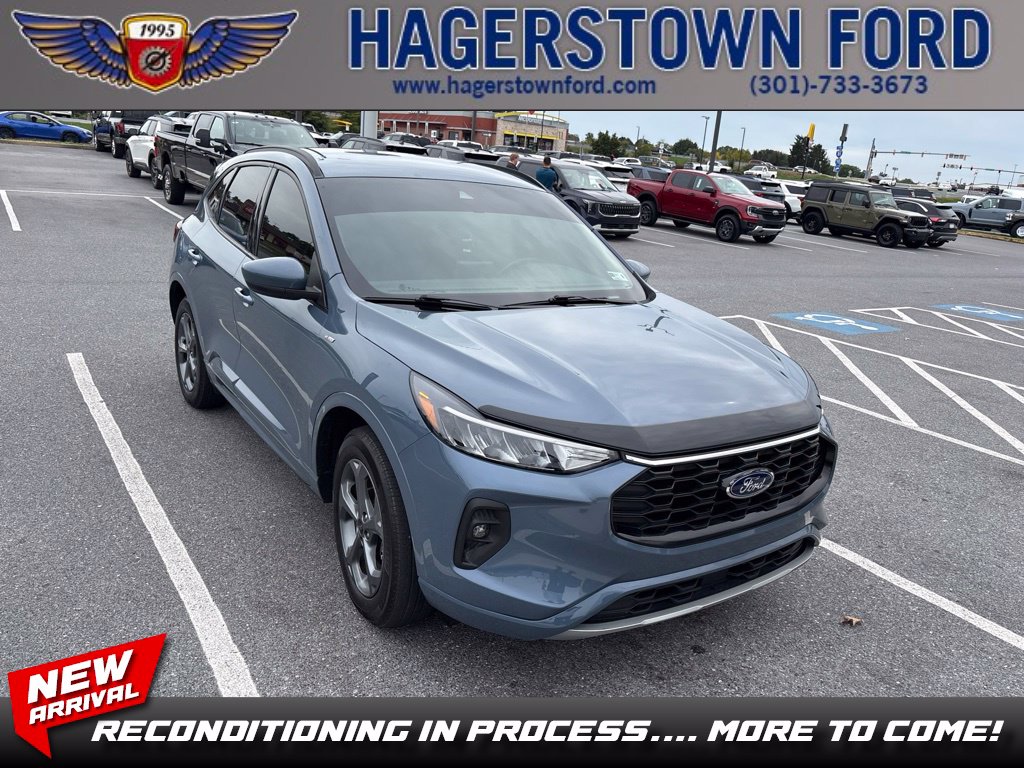 Used 2024 Ford Escape ST-Line Select SUV